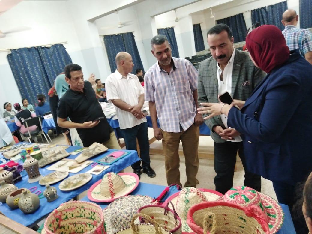 اكتشاف 15 موهبة فنية وغنائية بالمنيرة والخارجة  في إطار مشروع 1000 مبدع