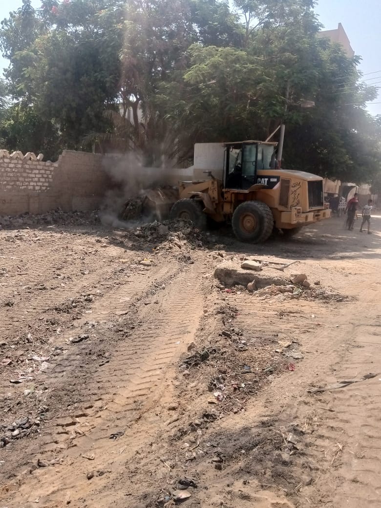  رئيس مركز ومدينة الغنايم يتابع أعمال النظافة بنطاق المدينة والوحدات القروية التابعة 