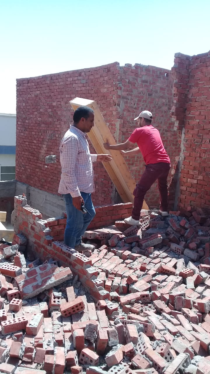 محافظ أسيوط: إزالة 13حالة تعدى علي أراضي زراعية وبناء مخالف بـ3 مراكز