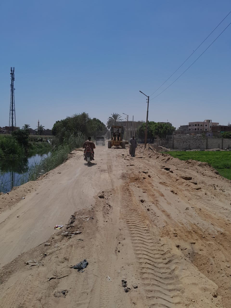 حملة مكبرة لرفع الإشغالات ونظافة وضبط الشارع بمركز ومدينة ديروط 