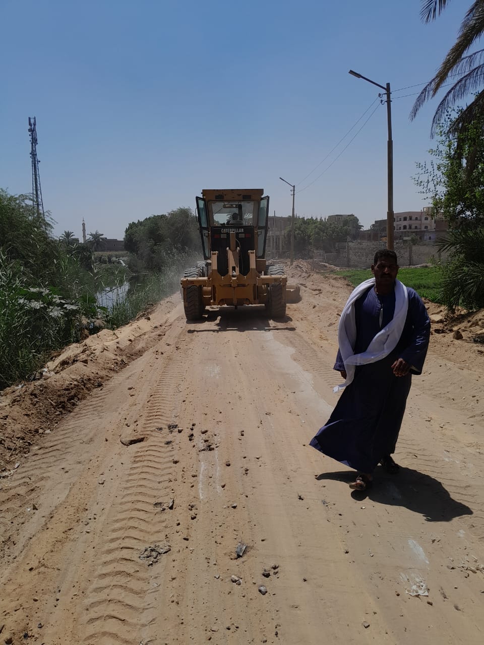 حملة مكبرة لرفع الإشغالات ونظافة وضبط الشارع بمركز ومدينة ديروط 