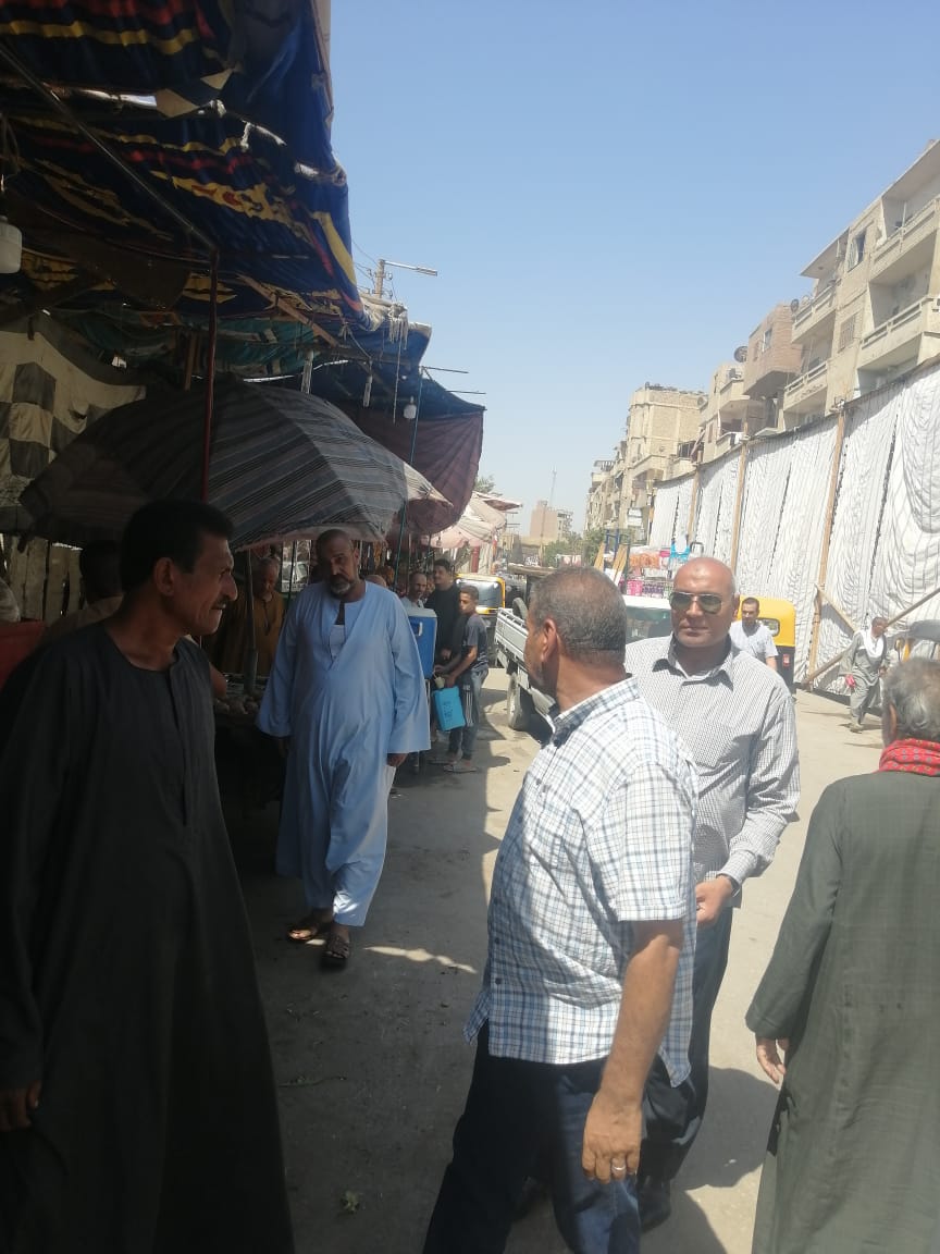 حملة مكبرة لرفع الإشغالات ونظافة وضبط الشارع بمركز ومدينة ديروط 