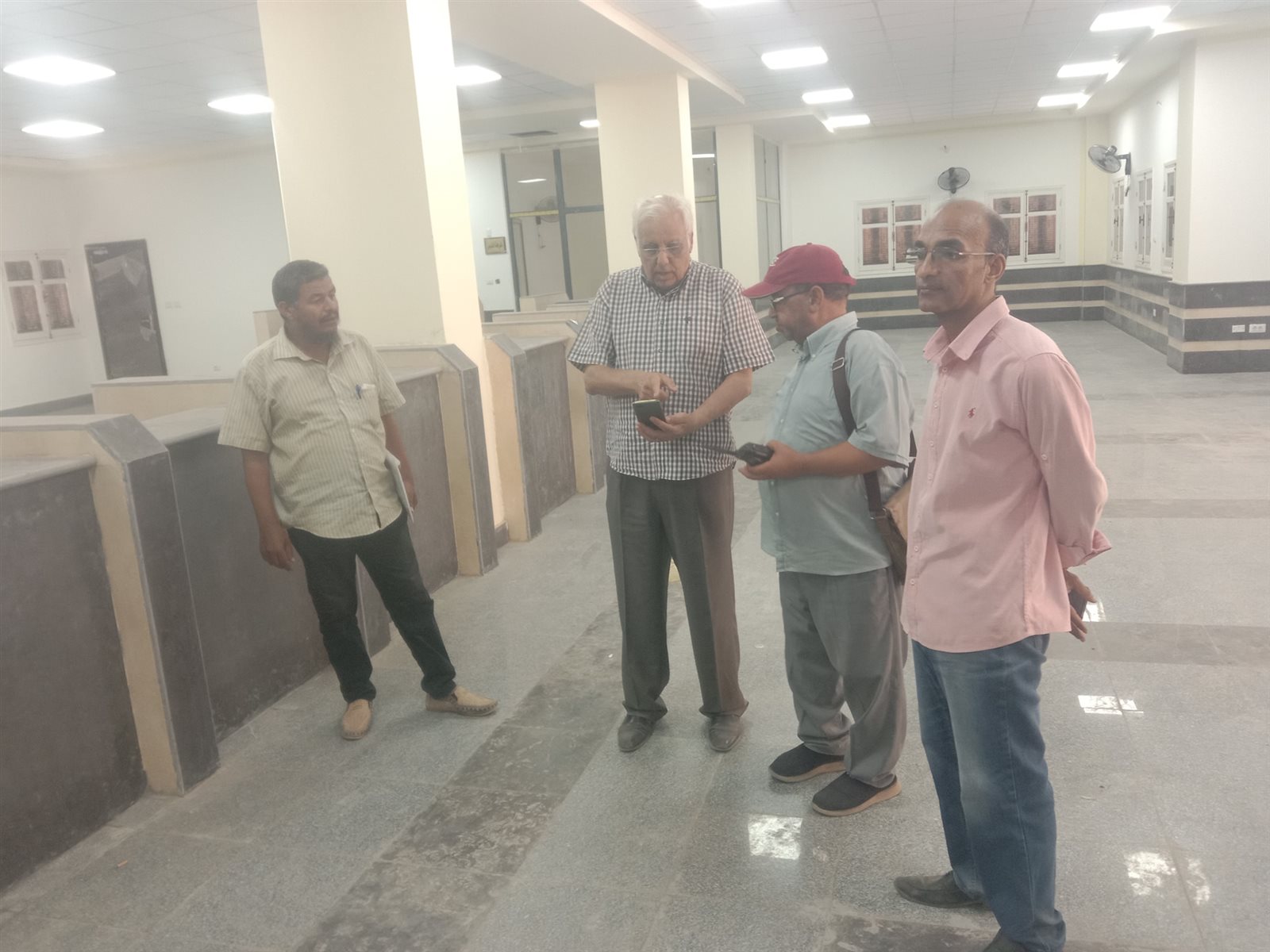 رئيس محلية صدفا يتفقد عدة مشروعات هامة في المبادرة الرئاسية حياة كريمة