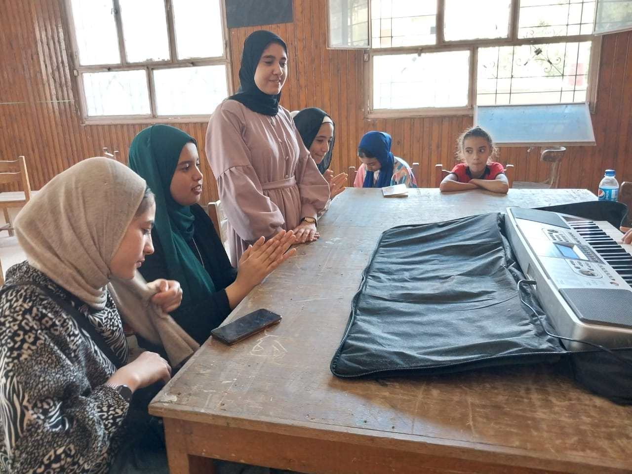 انشطة الغناء والموسيقى تواصل فعاليتها بقصر ثقافة الغنايم 