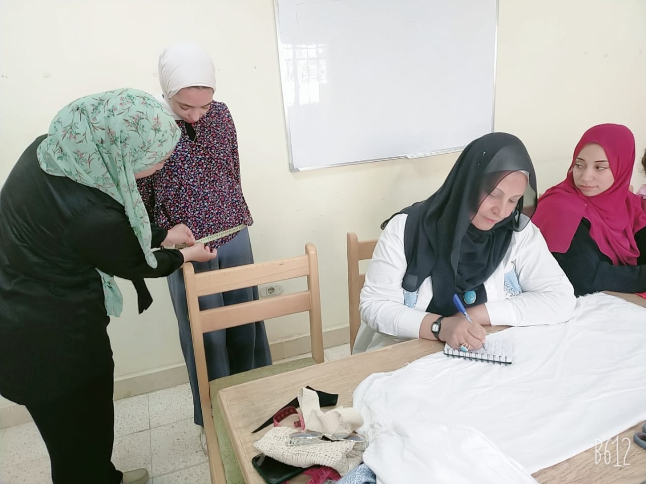 استمرار فعاليات ورش التفصيل والخياطة بقصر ثقافة جمال عبدالناصر ببني مر باسيوط