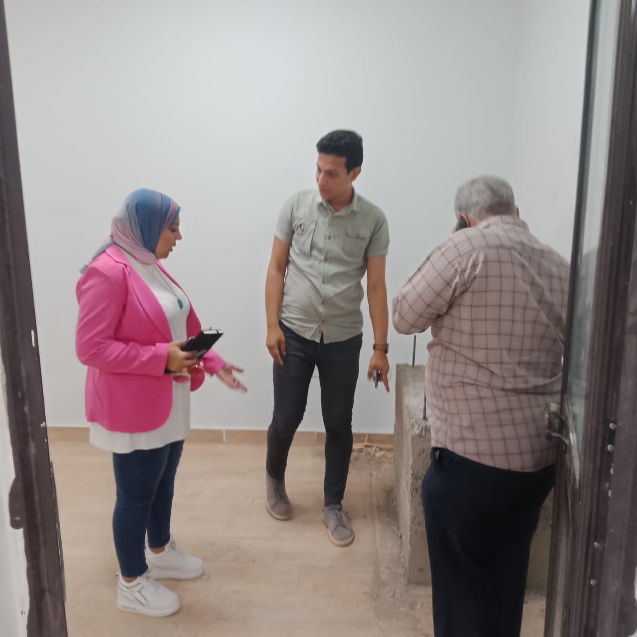 محافظة اسيوط تتابع وتتفقد مجمع خدمات قرية النخيلة ومجمع الخدمات الزراعية