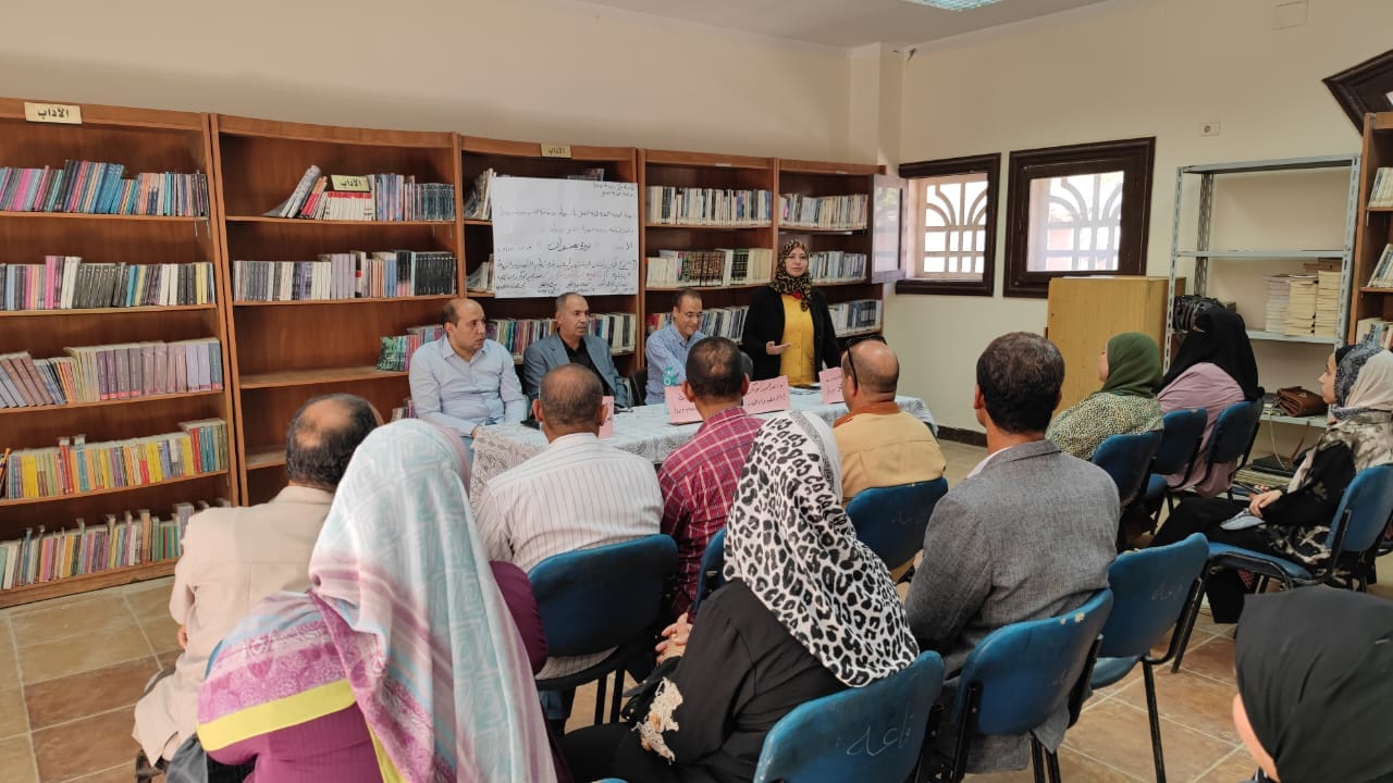 وحدة حماية الطفل بديروط ينظم ندوة حول خطورة الزواج المبكر وختان الإناث