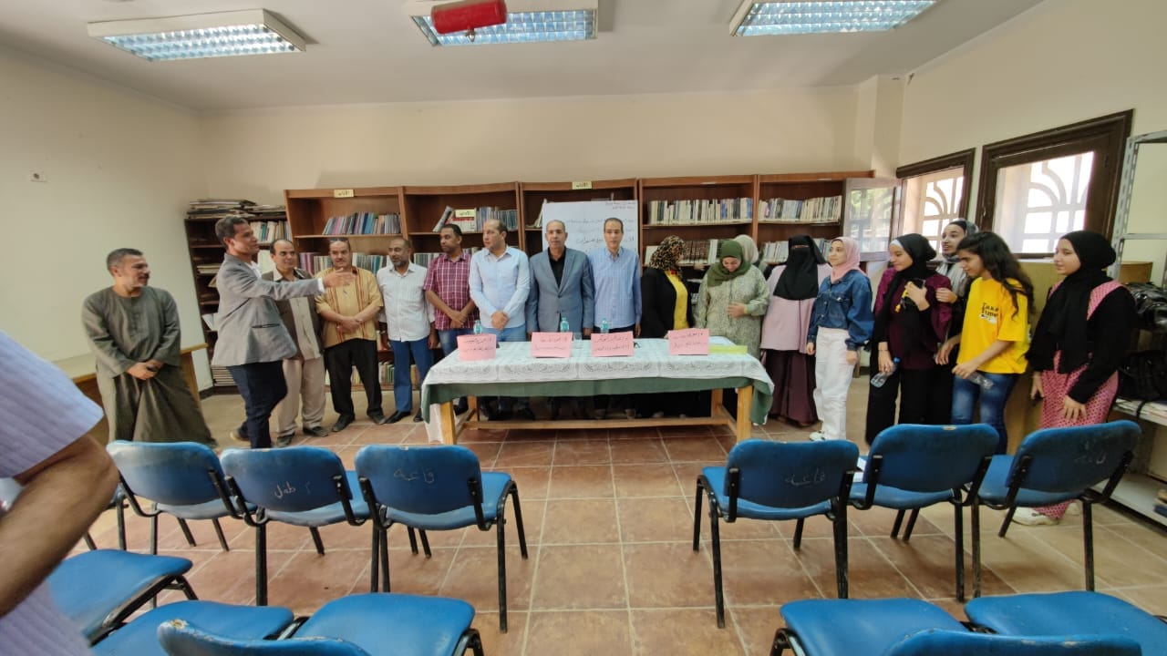 وحدة حماية الطفل بديروط ينظم ندوة حول خطورة الزواج المبكر وختان الإناث