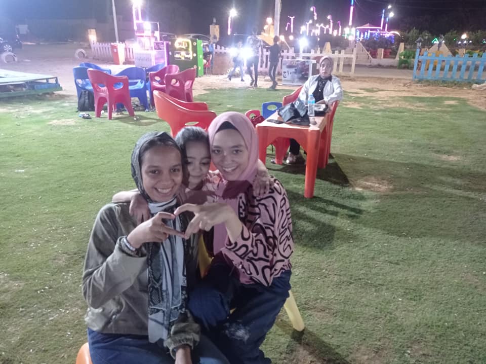 قصر ثقافة الطفل بالخارجة ينفذ رحلة ترفيهية للأطفال إلى حديقة ٣٠ يونيو