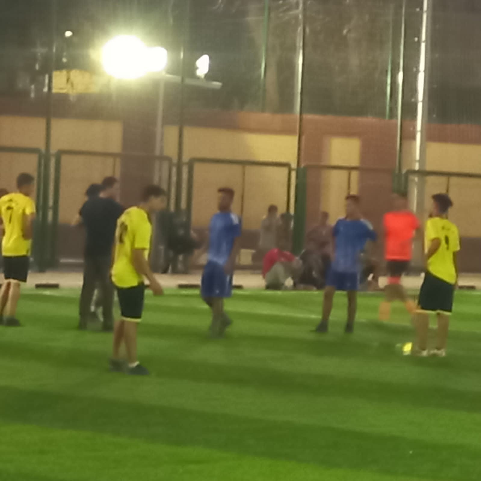 دوري خماسي قدم للشباب بمركز شباب جرف سرحان ضمن مبادرة صيف شبابنا