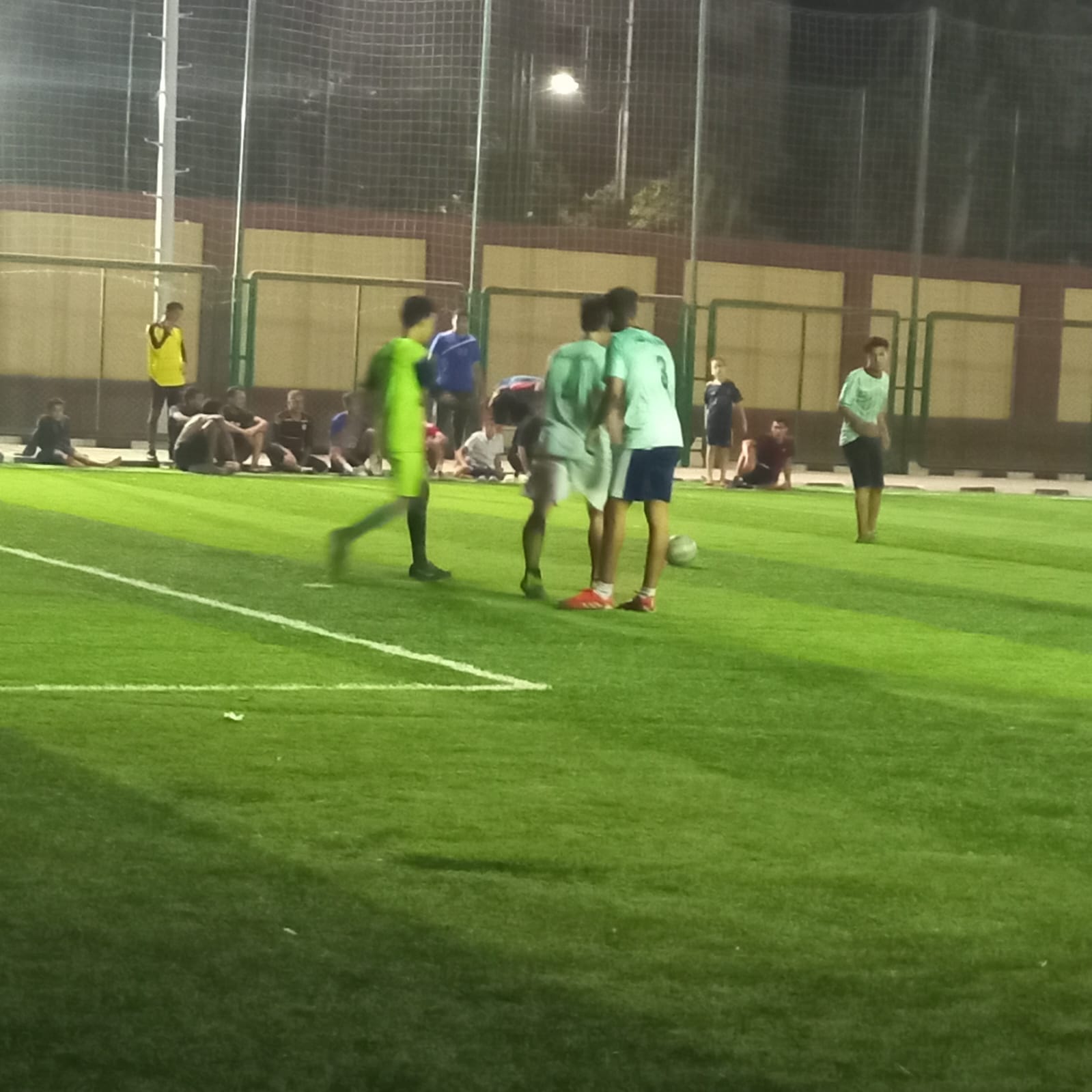 دوري خماسي قدم للشباب بمركز شباب جرف سرحان ضمن مبادرة صيف شبابنا