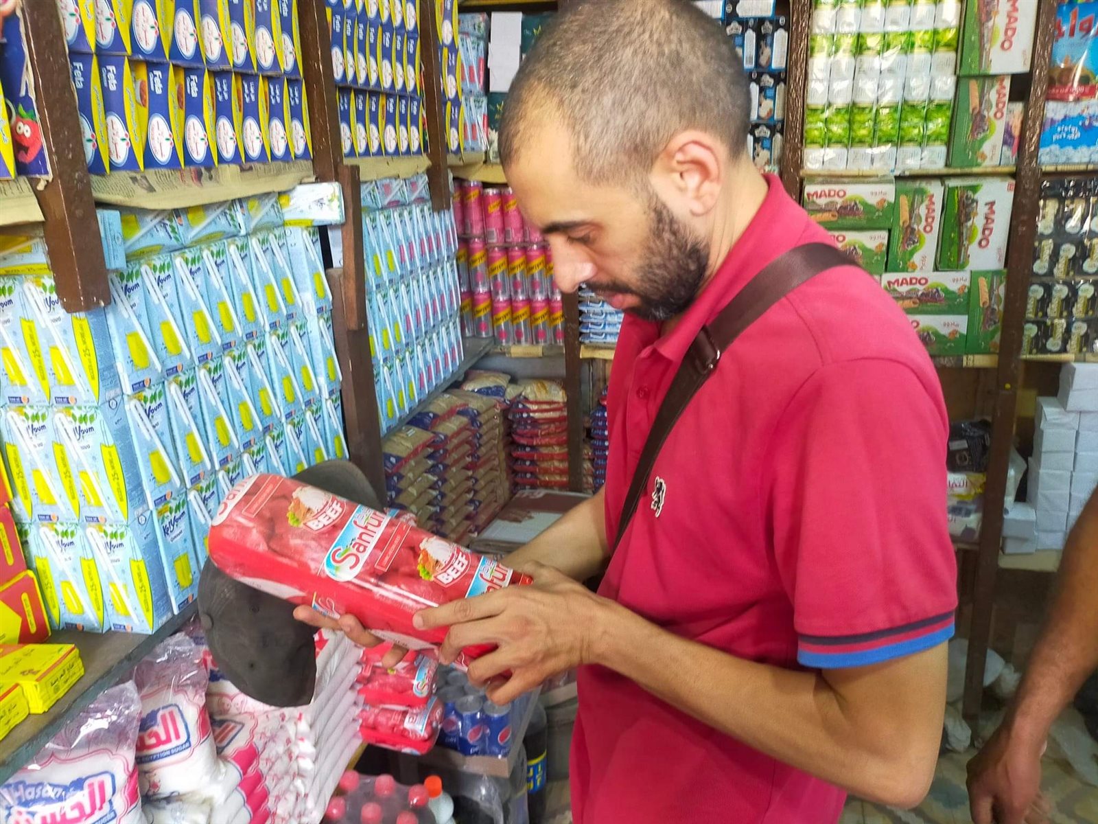ضبط 40 كيلو كبدة غير صالحة للاستخدام وتحرير 28 محضر متنوع بالفتح