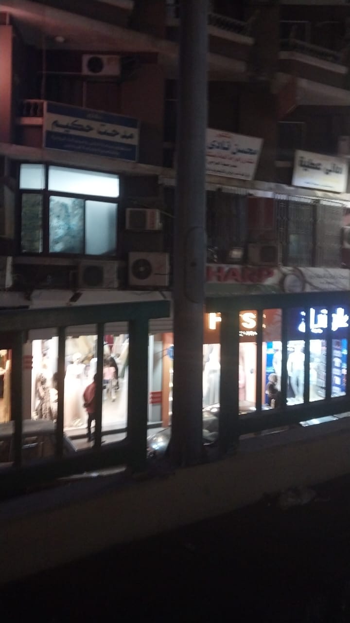 حي شرق اسيوط ينفذ عملية صيانة لأعمدة الكهرباء رد على شكاوى المواطنين