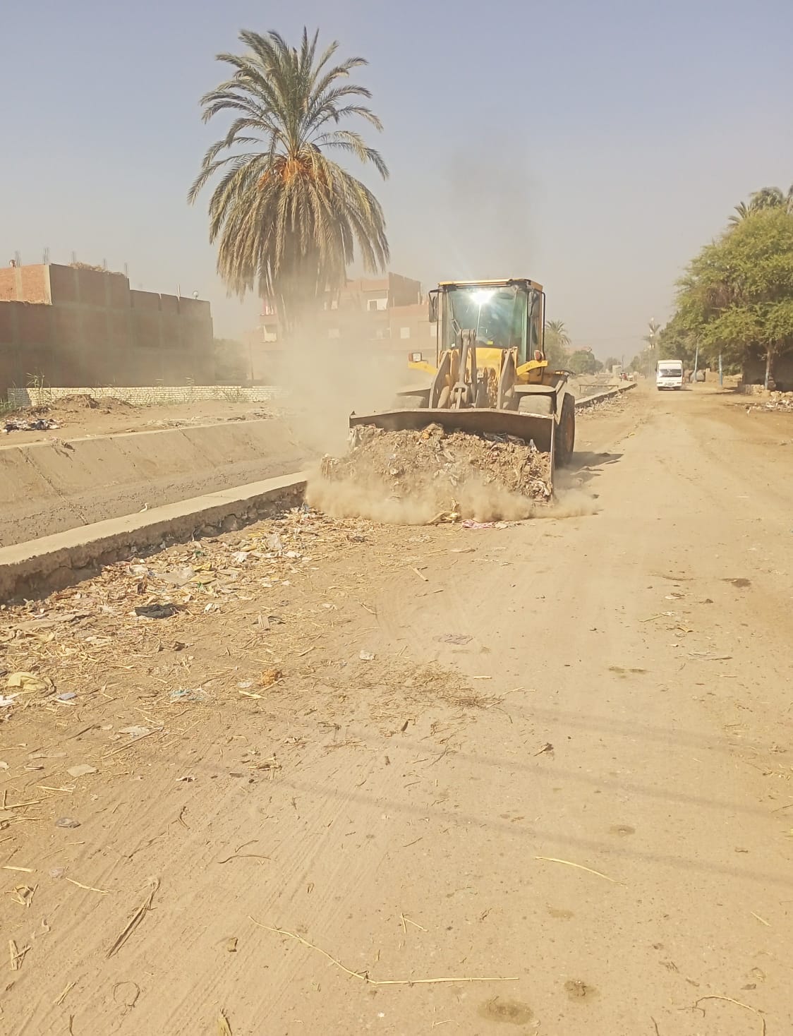 حملة مكبرة لتحسين خدمات النظافة والاشغالات في شوارع وقري مركز ومدينة ديروط