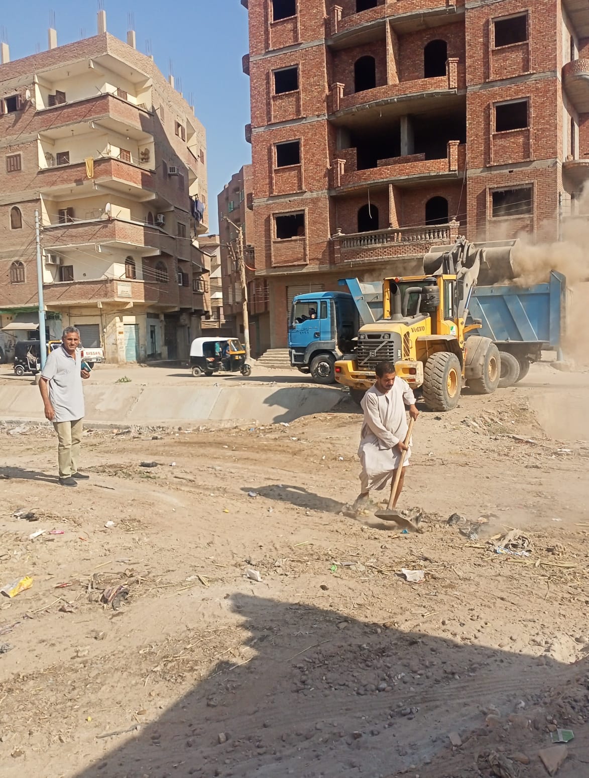 حملة مكبرة لتحسين خدمات النظافة والاشغالات في شوارع وقري مركز ومدينة ديروط