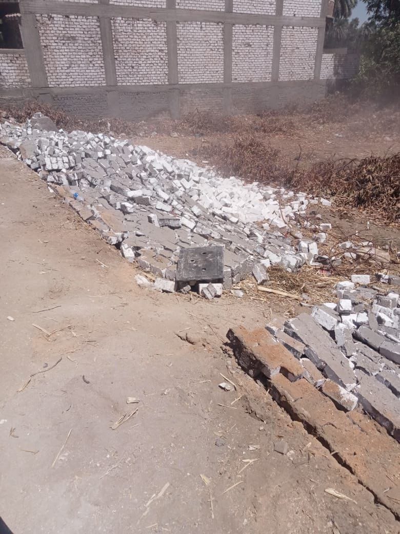 حي شرق أسيوط يرفع 43 طن مخلفات  من مساكن تقسيم الحقوقيين بالوليديه