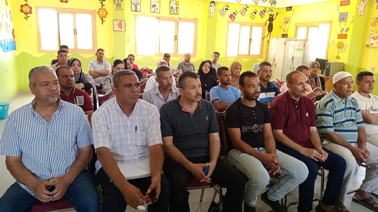 الدورة التنشيطية الثانية لمسؤولي البرلمان ومشرفي الشعب البرلمانية لإدارات الغنايم وصدفا وابوتيج