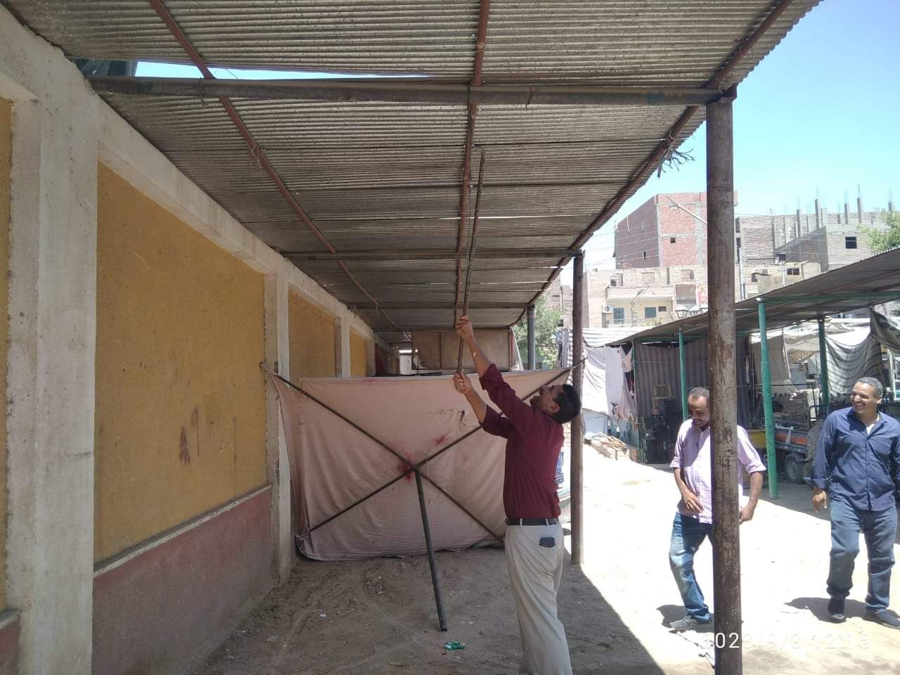 رئيس مركز ومدينة الغنايم ينفذ حملة إشغالات مكبرة بشوارع مدينة الغنايم