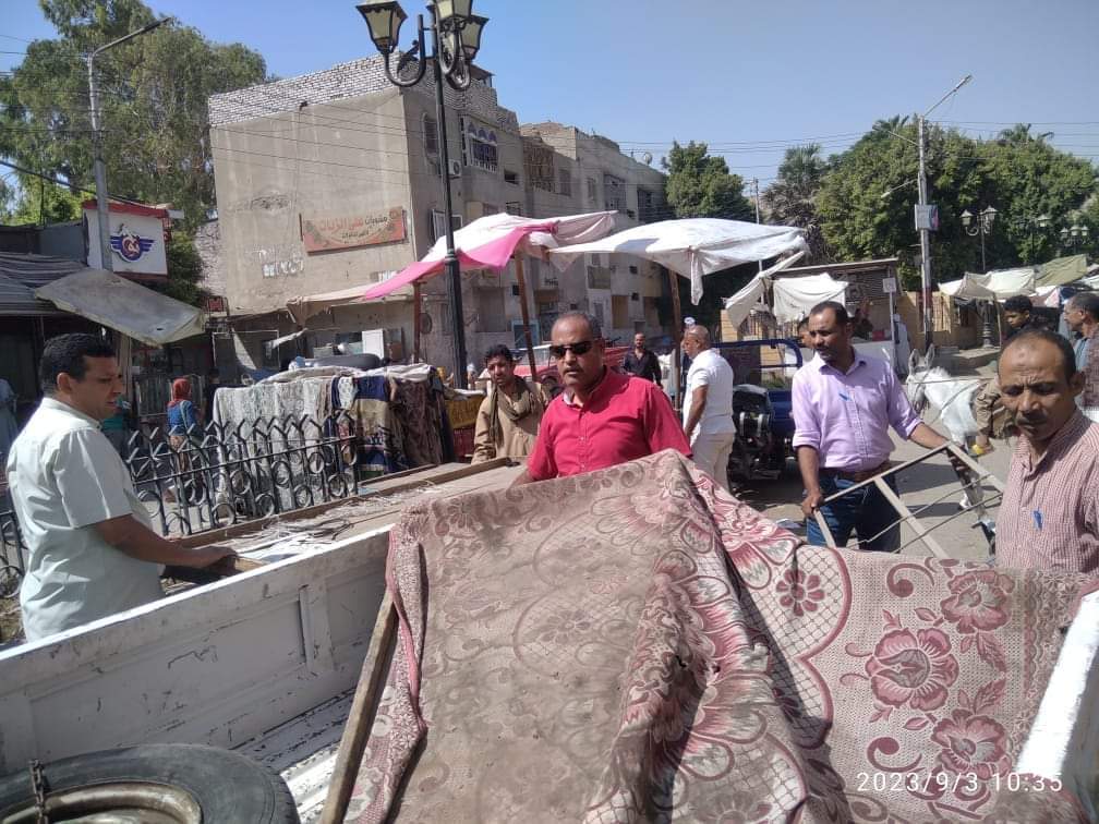 رئيس مركز ومدينة الغنايم ينفذ حملة إشغالات مكبرة بشوارع مدينة الغنايم