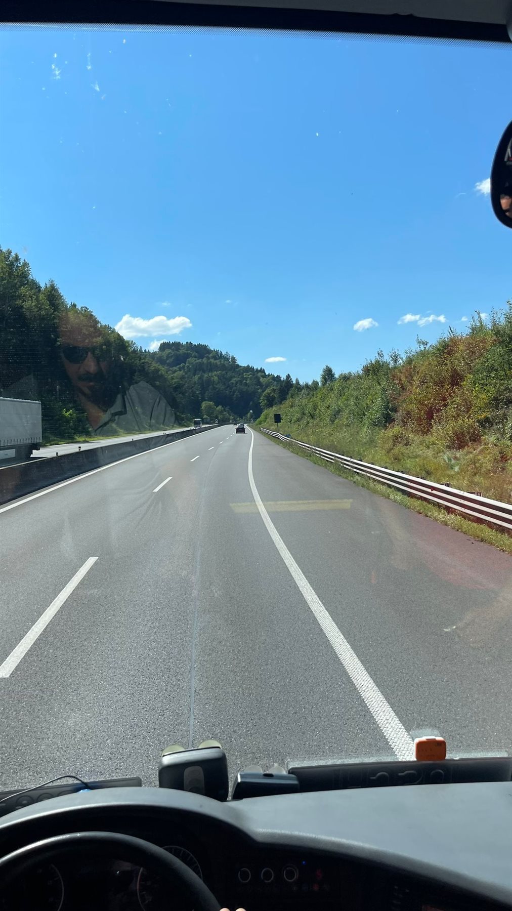 bca01491-68fc-40a6-89cc-27059051c9c0