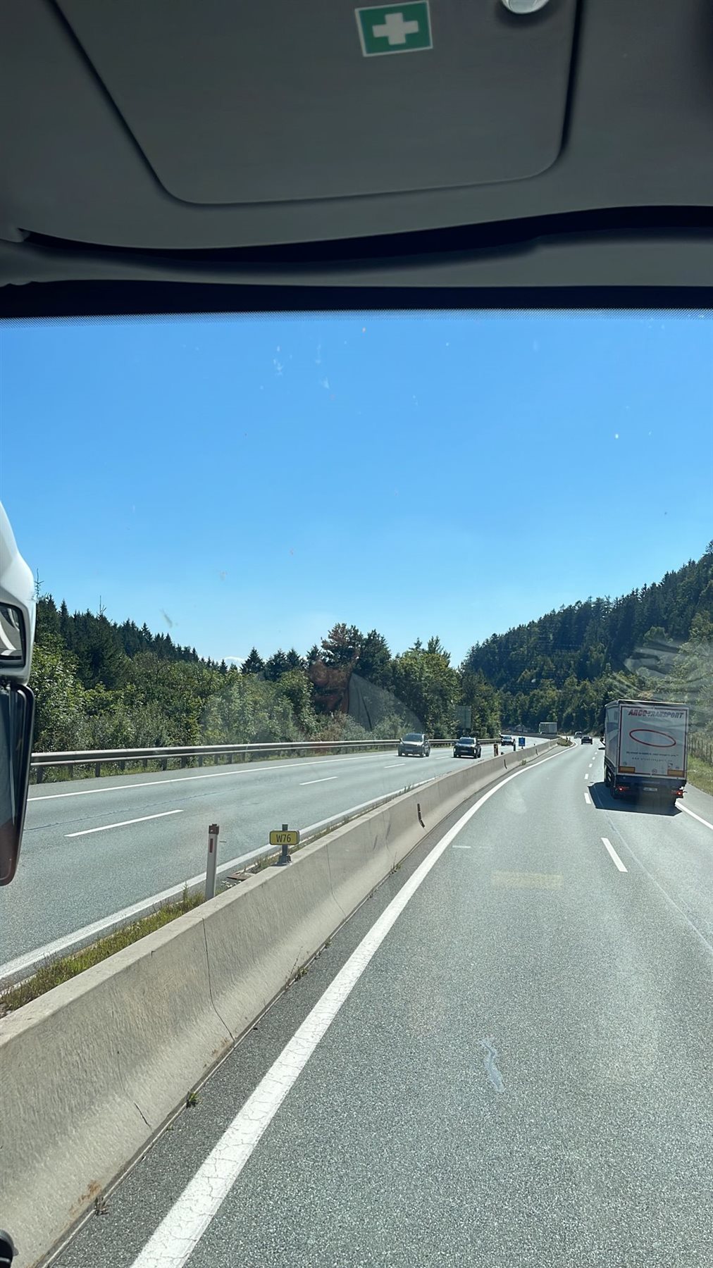 2f07d190-174e-4ef3-ac71-1fa4c9601b9d