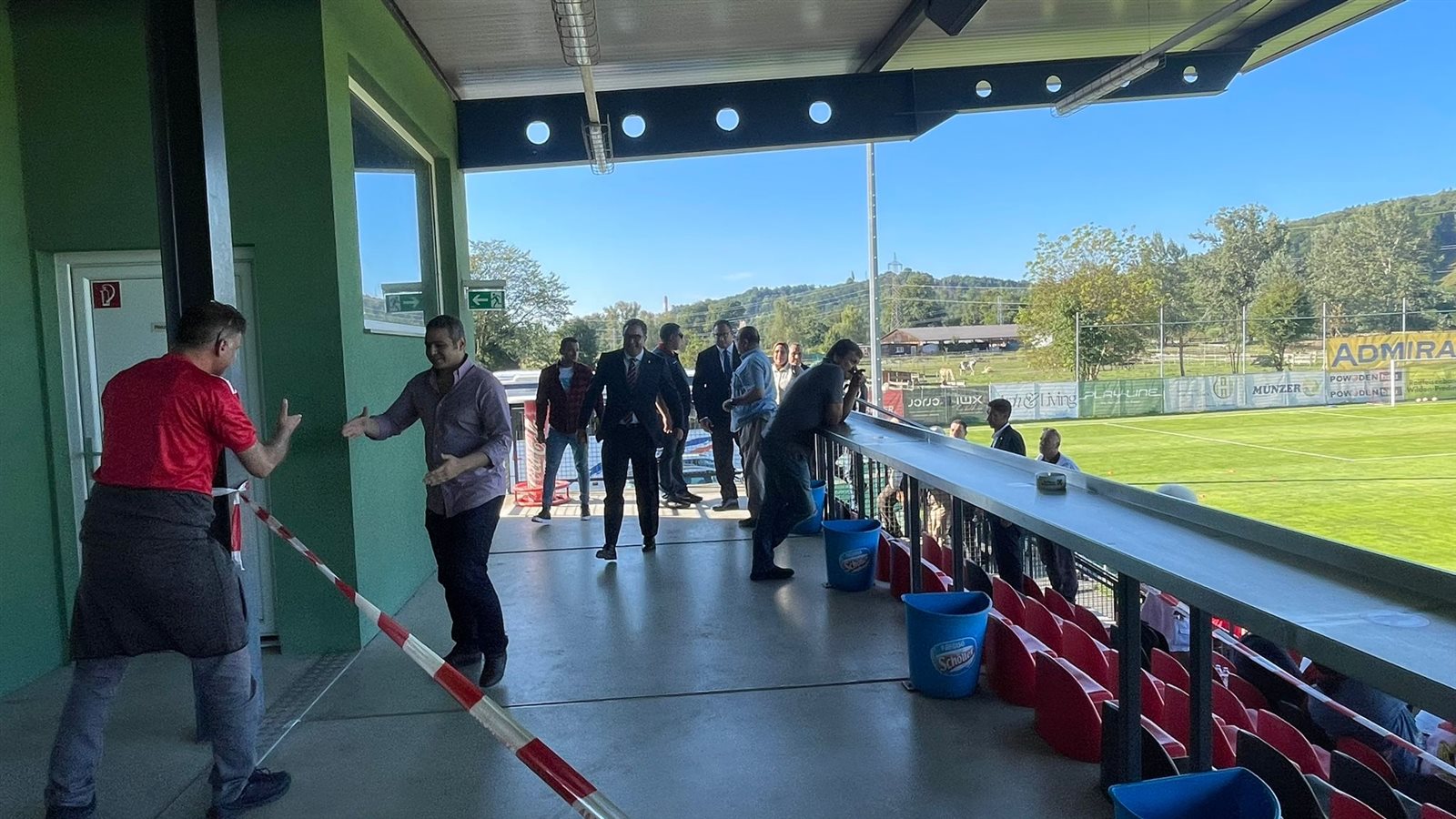 6df47941-0406-409a-b0c3-a16fa8b21da2