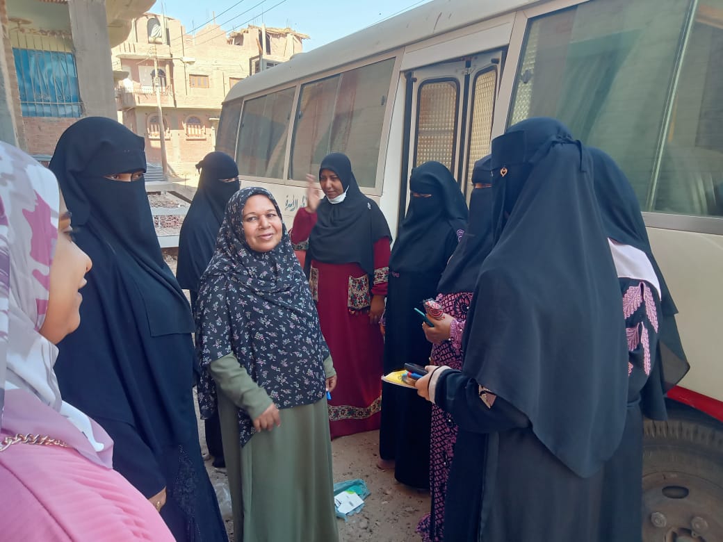 ندوة توعوية حول الصحة الإنجابية وتنظيم الأسرة والكشف المجاني لنساء قرية عواجة