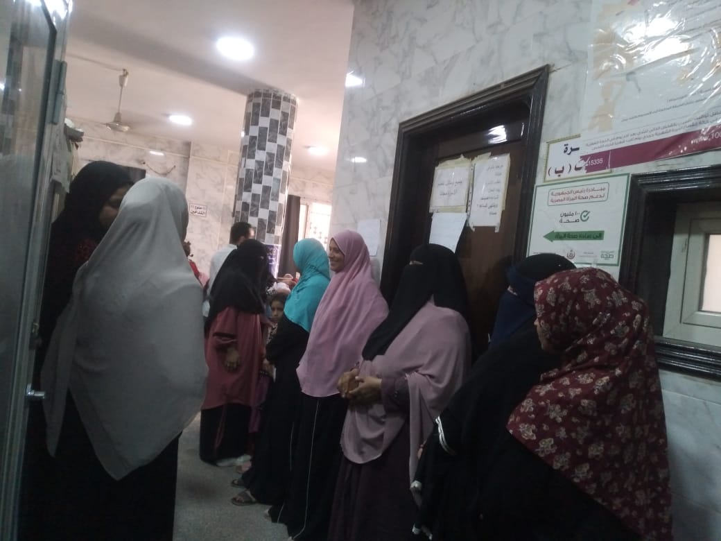 حملة توعية  بوسائل تنظيم الأسرة وتوفير الأدوية المجانية في قرية المناشي بديروط