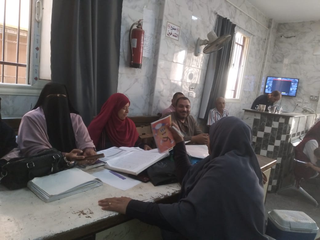 حملة توعية  بوسائل تنظيم الأسرة وتوفير الأدوية المجانية في قرية المناشي بديروط