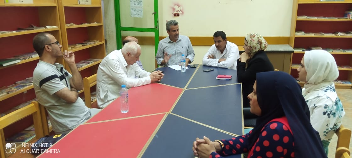 علم العروض و الترجمة الادبية من والي العربية في اللقاءات الادبية باسيوط