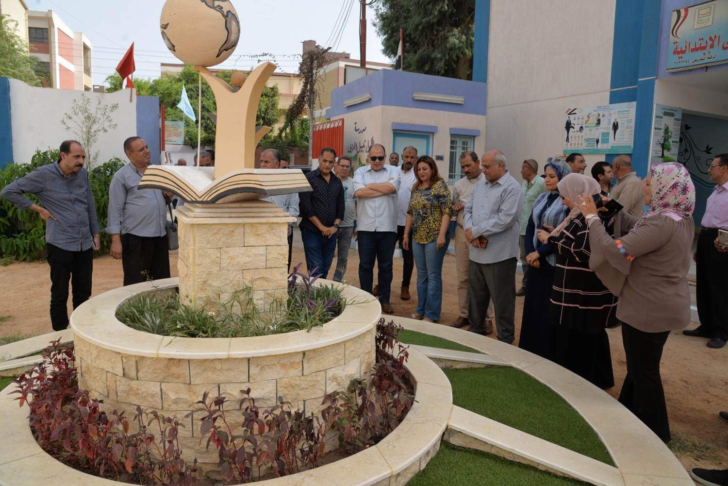 محافظ أسيوط يتفقد الاستعدادات النهائية لإستقبال العام الدراسي الجديد