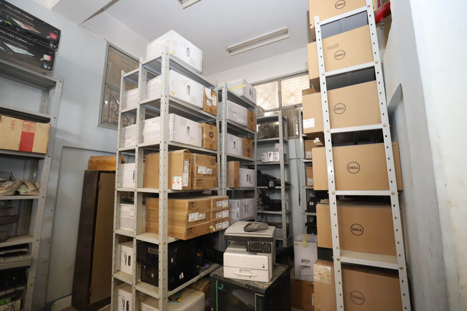 رئيس مياة اسيوط يشيد بكفاءة خدمة العملاء وقدرتها علي حل مشاكل العملاء