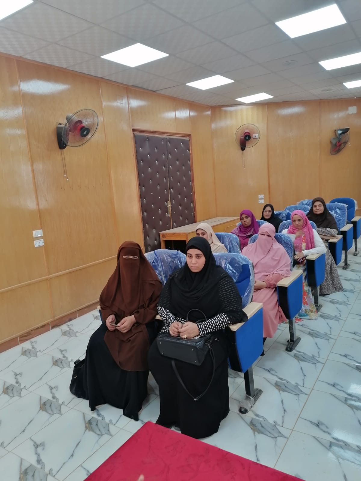 تعليم الوادي الجديد يقيم برنامح تدريبى لتنمية مهارات الأخصائيين الاجتماعيين بباريس 