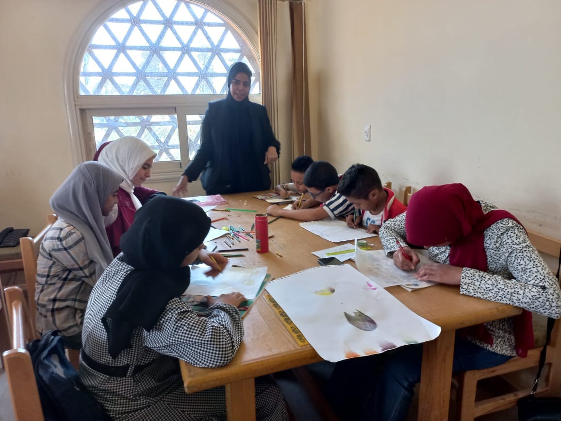 ورشة فنية للأطفال بثقافة جمال عبدالناصر ببني مر بأسيوط 