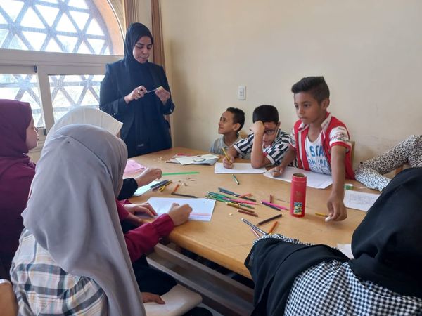 ورشة فنية للأطفال بثقافة جمال عبدالناصر ببني مر بأسيوط 