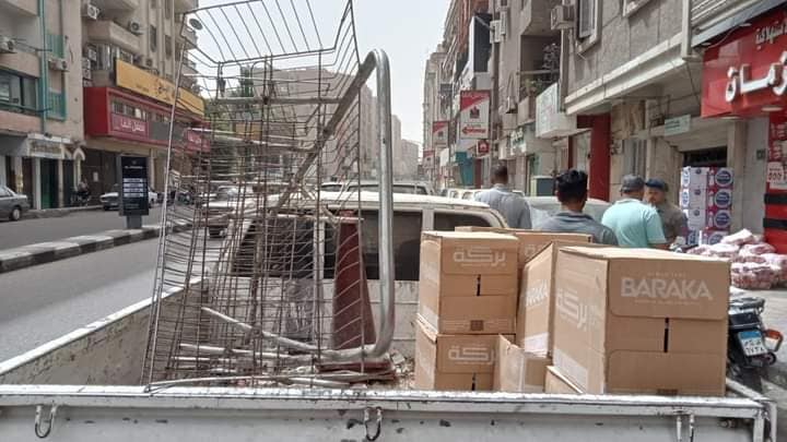 حملة مكبرة لازالة الاشغالات تجوب شوارع حي شرق اسيوط