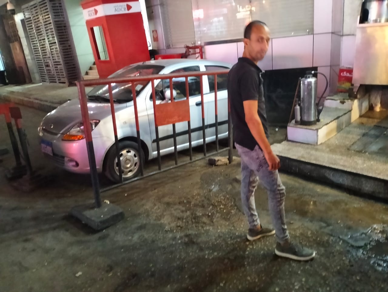 حملة مكبرة لازالة الاشغالات تجوب شوارع حي شرق اسيوط