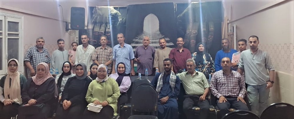 ملتقى ثقافي أدبي في بيت ثقافة منفلوط 