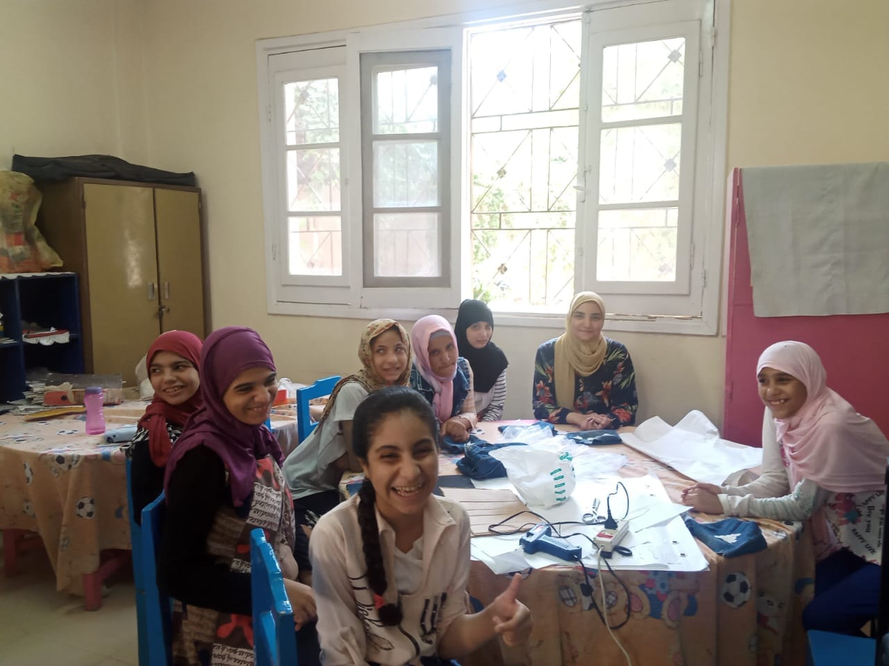 التمكين الثقافي باسيوط ينظم ورش اشغال فنية بمركز تاهيل الفتيات بالفتح 