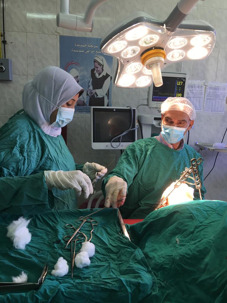 صحة اسيوط تستمر في العمليات المجانية بمستشفيات الصحة وتجري اليوم 51 عملية 