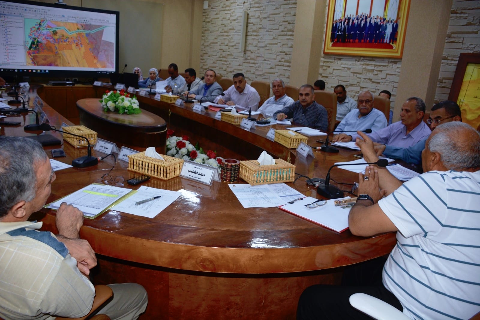 محافظ الوادي الجديد عدم تمليك الأراضي الزراعية بالحيز العمراني وإعادة حصر الأراضي