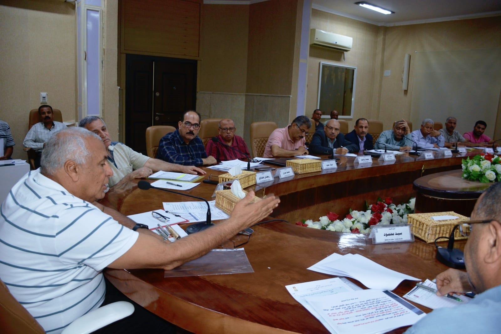 محافظ الوادي الجديد عدم تمليك الأراضي الزراعية بالحيز العمراني وإعادة حصر الأراضي