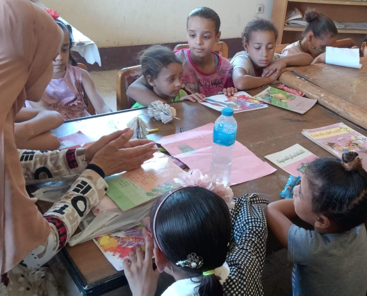 السلوكيات الصحيحة للأطفال في ورشة حكي بـ