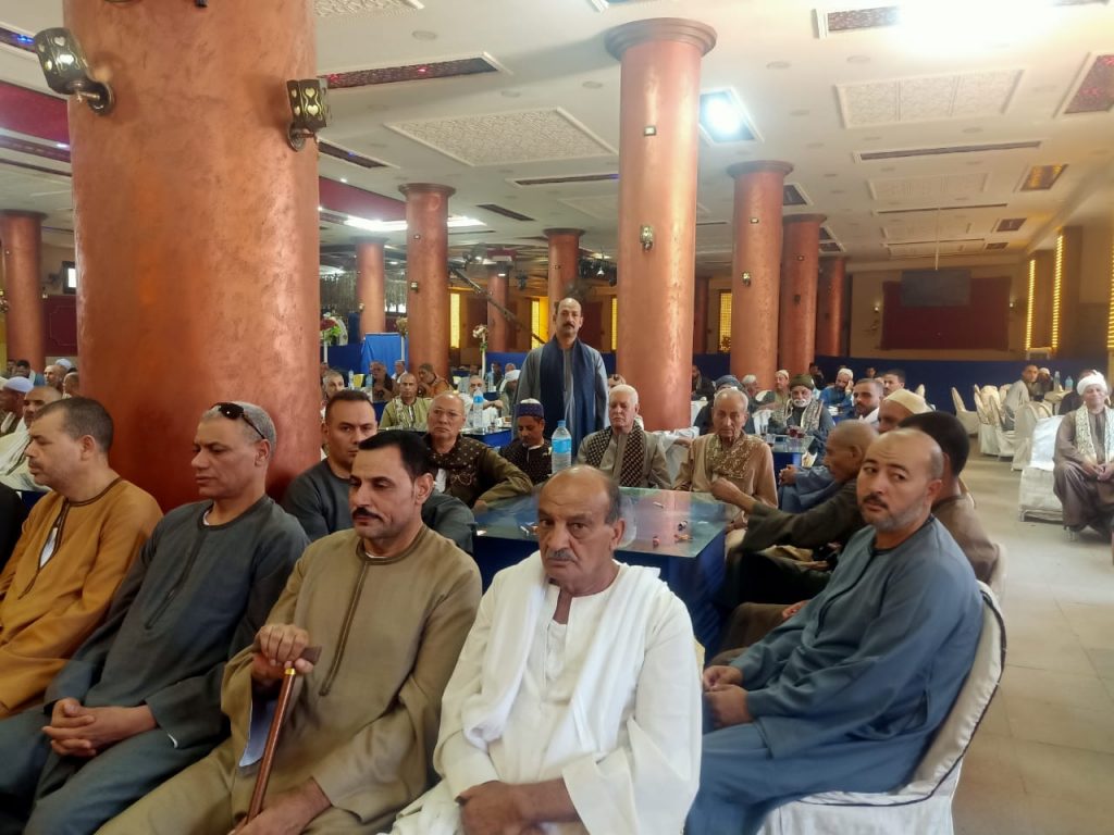 لجان المصالحات تنهي ثأر استمر 6 سنوات بين آل إبراهيم والحضايره بالبداري