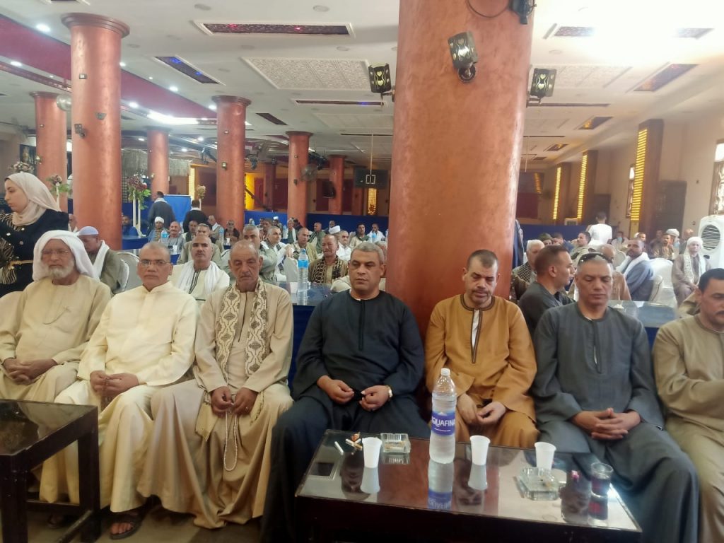 لجان المصالحات تنهي ثأر استمر 6 سنوات بين آل إبراهيم والحضايره بالبداري