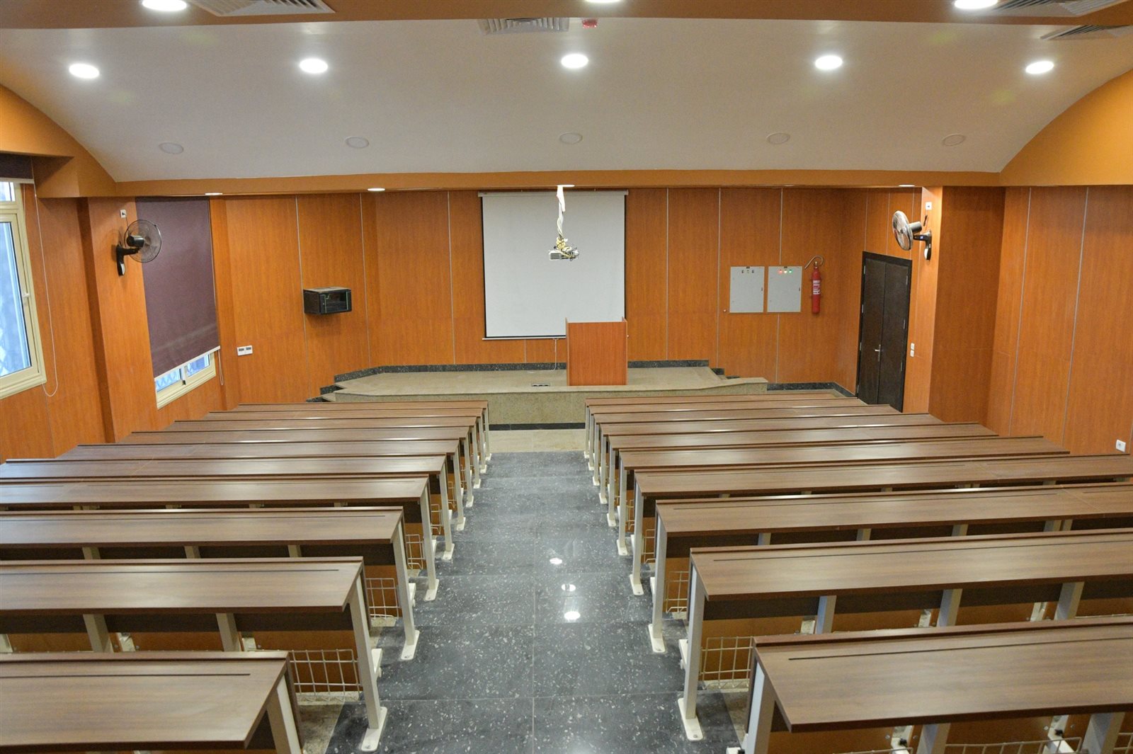 جامعة الوادي الجديد تنهى كافة التجهيزات استعدادا لبدء العام الجامعي الجديد