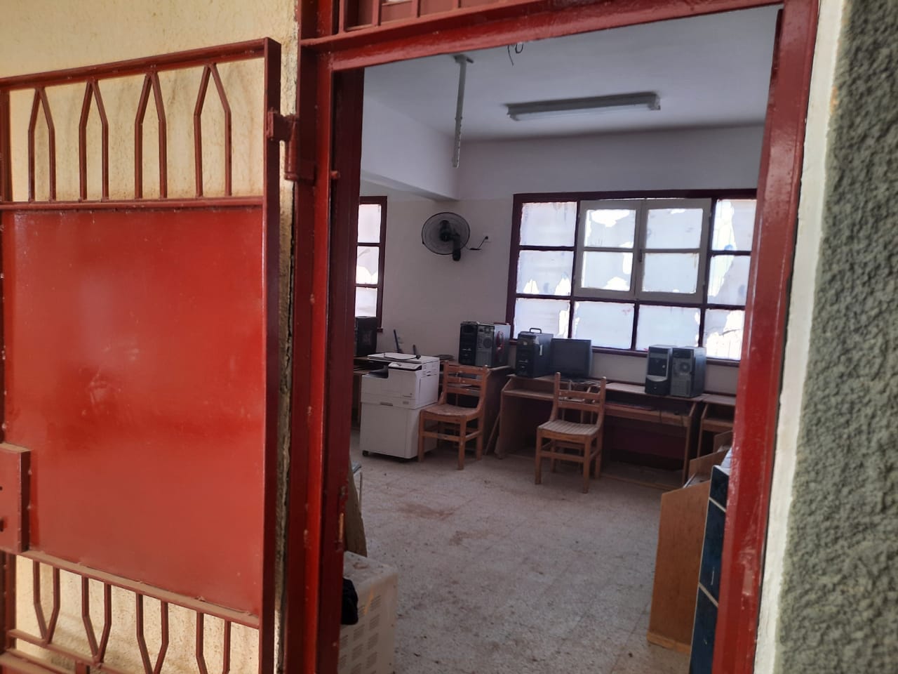 تعليم الوادى الجديد  لجان ميدانية للوقوف على جاهزية مدارس باريس للعام الدراسى 