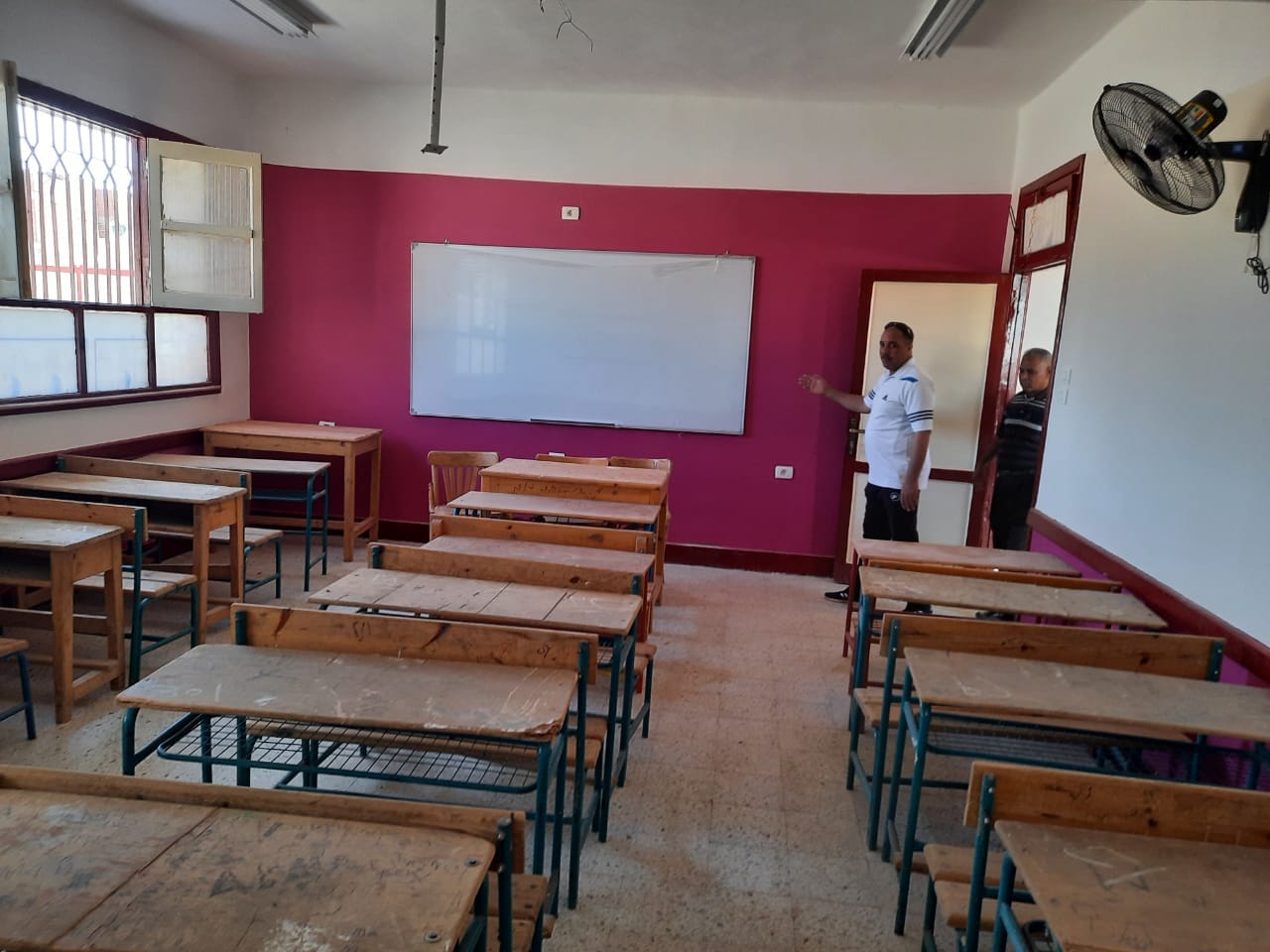 تعليم الوادى الجديد  لجان ميدانية للوقوف على جاهزية مدارس باريس للعام الدراسى 