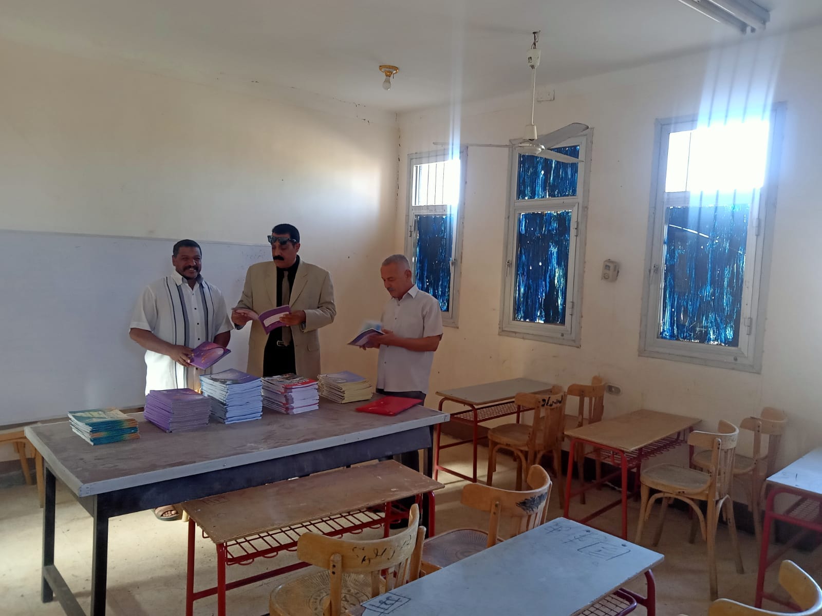 تعليم الوادى الجديد  لجان ميدانية للوقوف على جاهزية مدارس باريس للعام الدراسى 