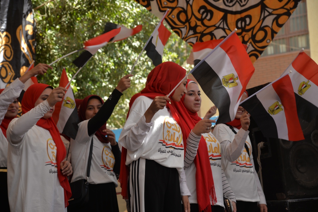 محافظ أسيوط ورئيس المجلس القومي للمرأة يشهدان أمسية 